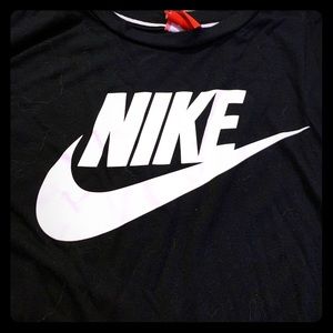 Nike long sleeve crop top